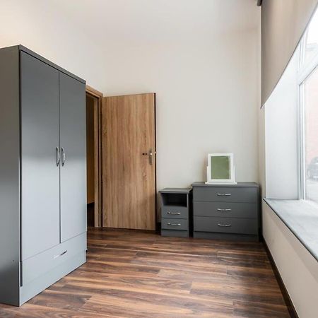 Characterful 2 Bed Apartment With Parking In Hull Kingston upon Hull Buitenkant foto