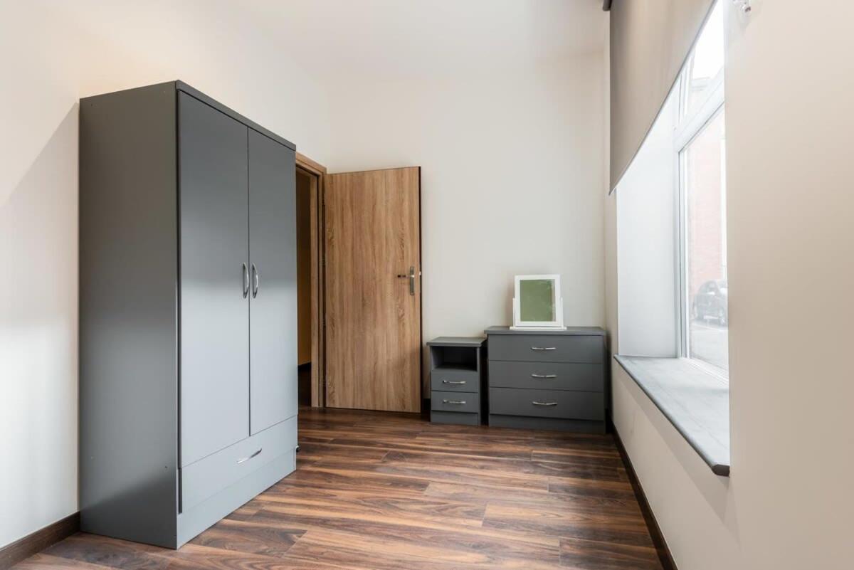 Characterful 2 Bed Apartment With Parking In Hull Kingston upon Hull Buitenkant foto