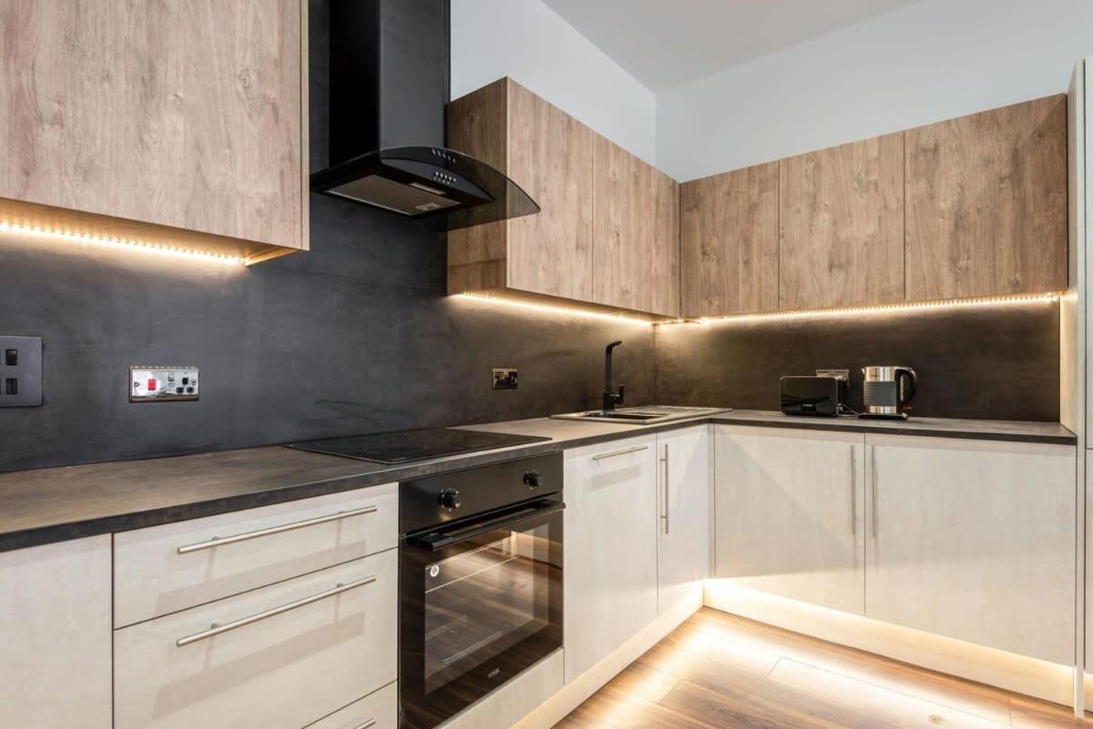 Characterful 2 Bed Apartment With Parking In Hull Kingston upon Hull Buitenkant foto