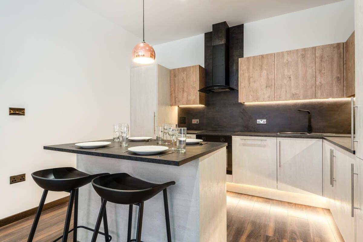 Characterful 2 Bed Apartment With Parking In Hull Kingston upon Hull Buitenkant foto