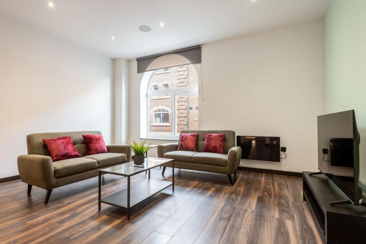 Characterful 2 Bed Apartment With Parking In Hull Kingston upon Hull Buitenkant foto
